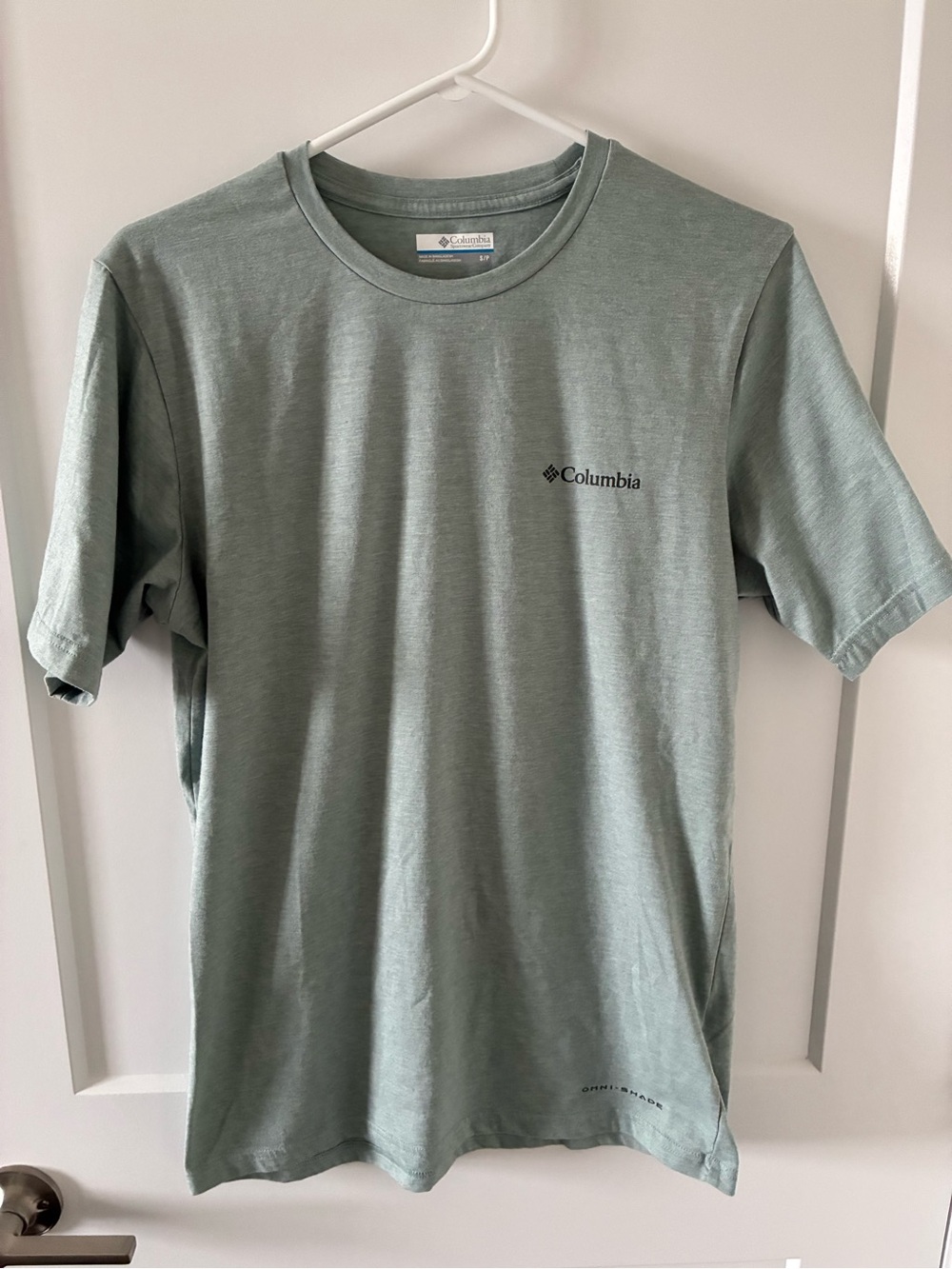 Columbia Short Sleeve Crew T-Shirt in Muted Sage Green